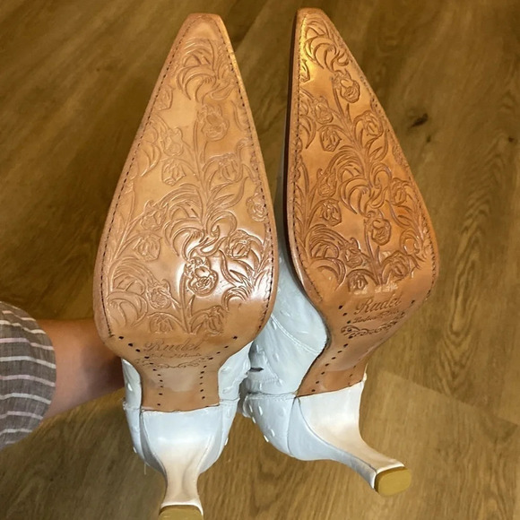 Rudel White Ostrich Skin Pointy Toe Western Ankle Boot size 6 - Picture 7 of 16